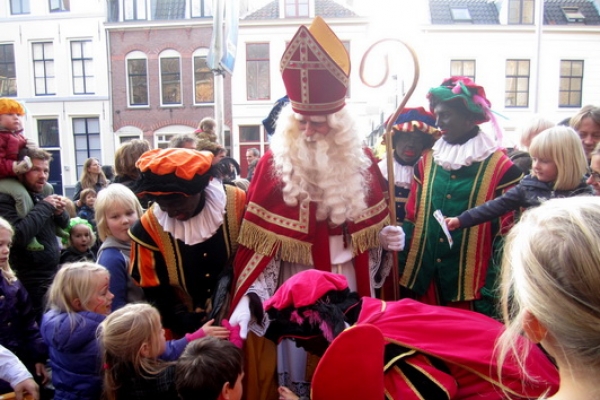 荷蘭聖誕節 Sinterklaas——從西班牙渡船而來的聖誕老人