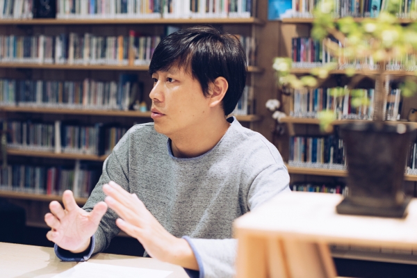 如果廣告消失了|把喜歡的歌和生活一起送給你——專訪風和日麗唱片行查爾斯