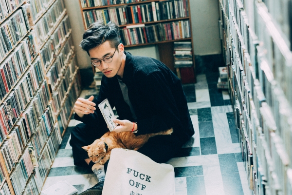 重磅（再）上市！小香很派、阿比很Ｑ、小廣很帥，因為他們揹好幹袋