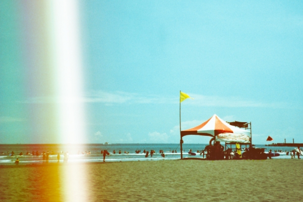 人生的休刊觀摩｜
蔣亞妮看《Beach Boys》：有什麼關係，是夏天嘛