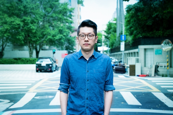 閱讀時間|
專訪孫松榮,在一個評論失效的年代重讀《電影筆記》