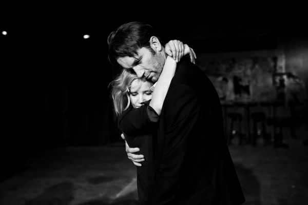 《沒有煙硝的愛情》:愛情裡,沒有人真的自由