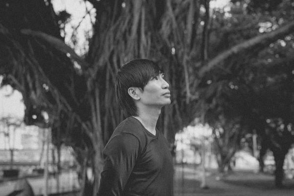 【高雄・愛情宇宙】我對高雄寥落去——任明信：所有人的出生都是祝福