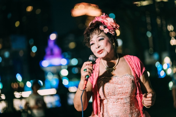 【高雄・愛情宇宙】番外篇：接招，瓊瑤阿姨的⚡粉紅光波⚡