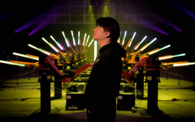 那些不重要的東西，才能成就光亮——專訪台灣燈會推手馮建彰，科技策展的下一步