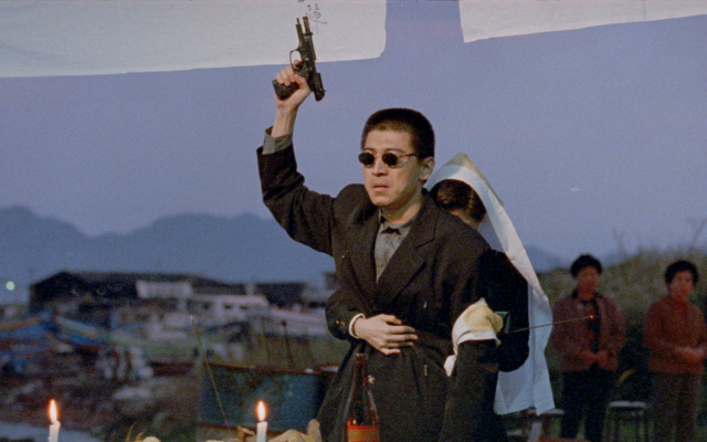 很多人說電影的顆粒感,那只是個形容詞──李屏賓談《少年吔,安啦!》修復中的影像視角