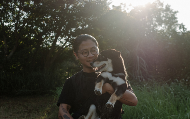 流浪有時，隨處都是教室──專訪沿岸製作陳彥安，雜學者的自信