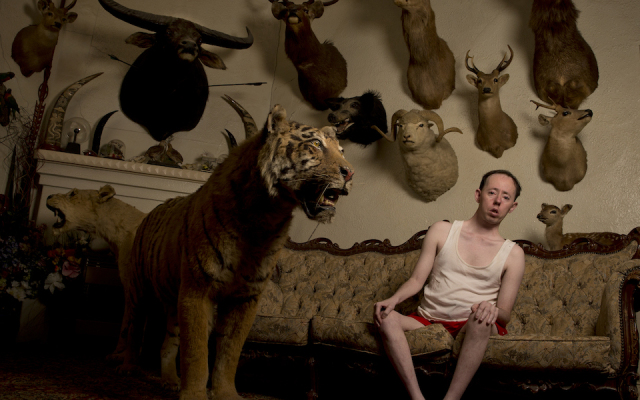 父母告誡不要盯著看，但我現在花錢，坐下來看──Back to Back Theatre：人們以為我們都是天使