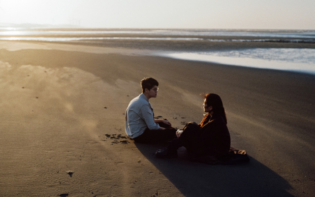 【年末聊聊】吳浩瑋 ⇄ 李姿穎 Abby Lee,寫作是在對恨著的自己說:請你愛我